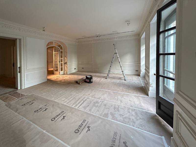 Detalle en obra de la reforma en una vivienda clásica en Barcelona hecha por Blanca Ferrer Estudio